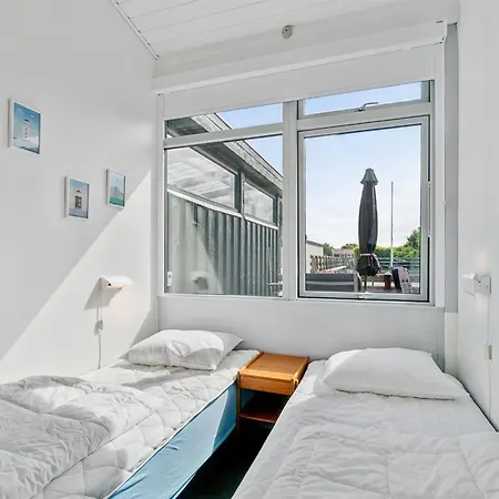 Effy - 300m From The Sea By Interhome アパート